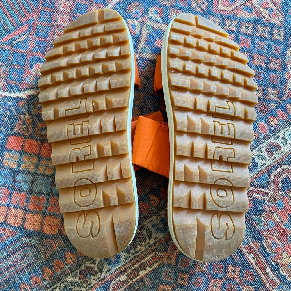 Sorel Roaming Double-Strap Ruched Slide Sandals-orange/scuff on toes see pic-GUC - Picture 7 of 7